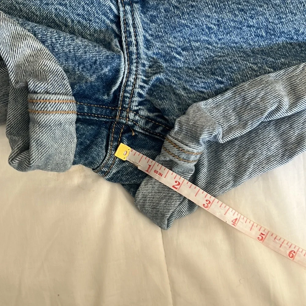 Zara mom Fit Jean Short in Acid Wash - Picture 11 of 13